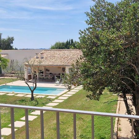 Appartement Dans Un Mas Provencal Renove Saint-Hilaire-dʼOzilhan Exterior foto